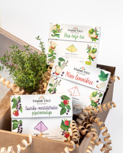 tamme talu ürdiaed, kinkekomplekt, ärikingitus, taimetee, marjatee, tee kinkekarp